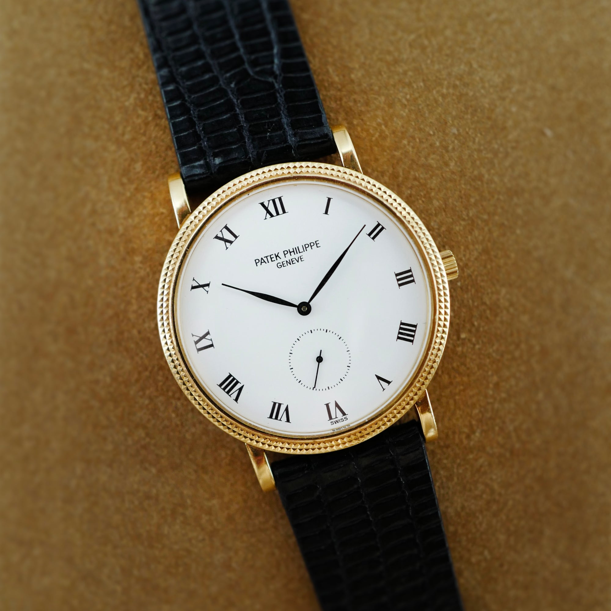 Patek Philippe Calatrava Yellow Gold Ref. 3919J (New Arrival)