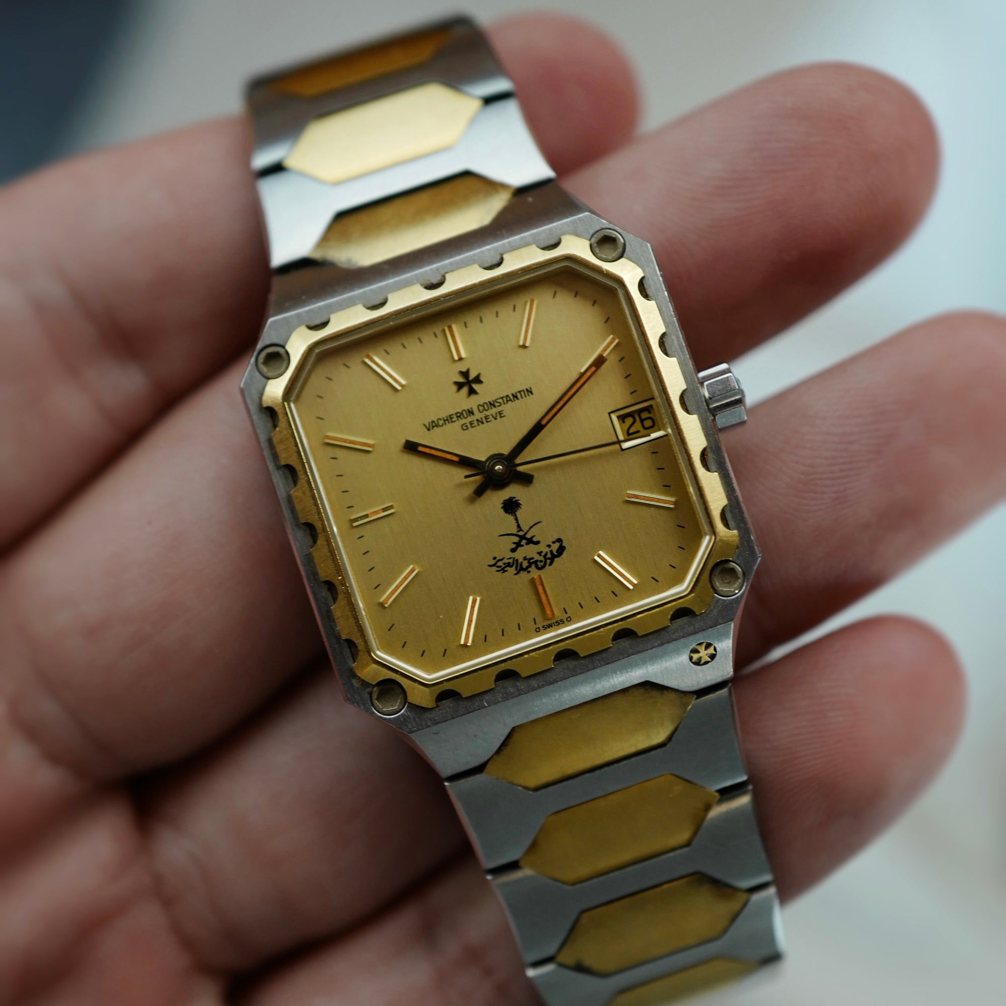Vacheron Constantin Two-Tone 222 with Emblem of Saudi Arabia (New Arrival