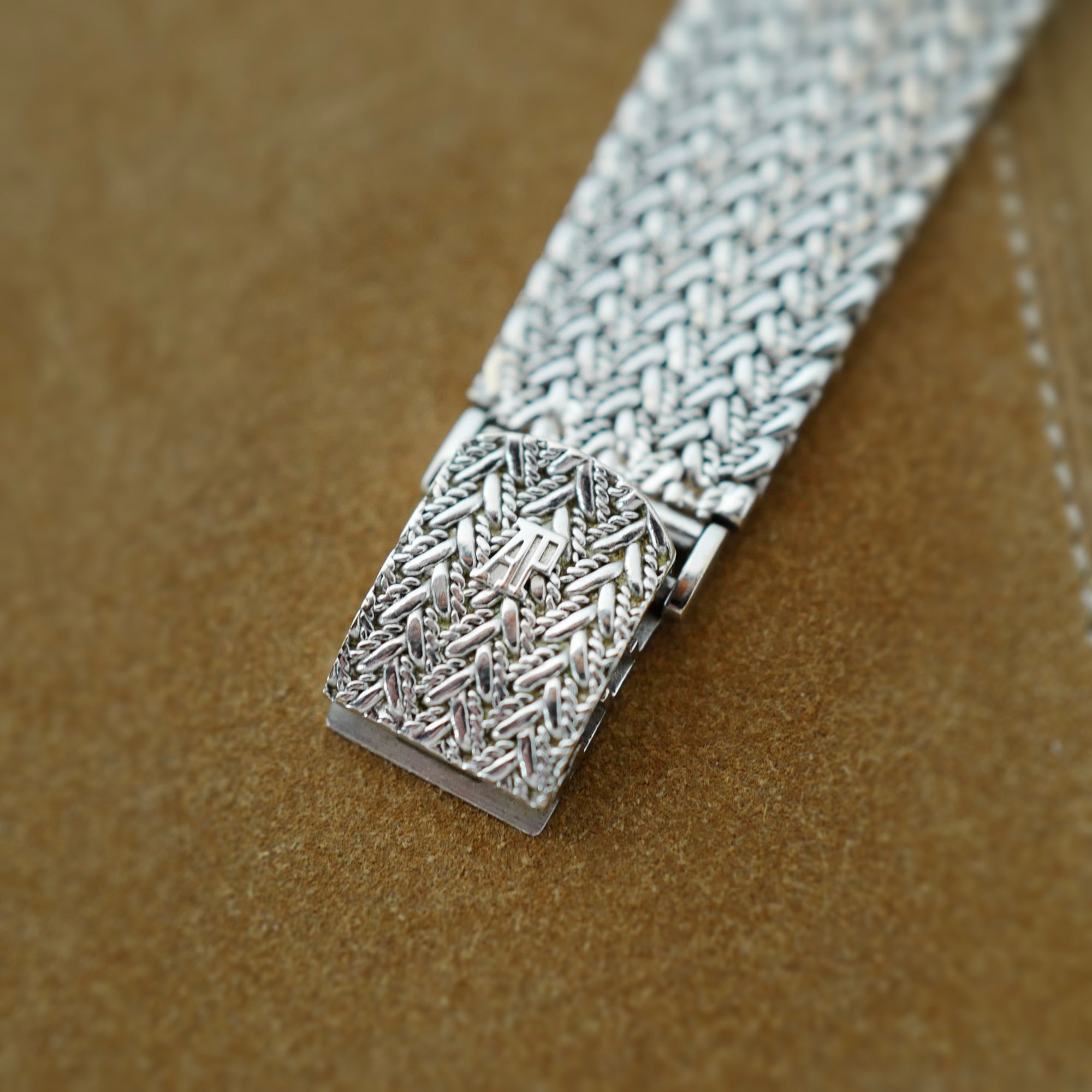 Audemars Piguet White Gold Octagonal Bracelet Watch (New Arrival)