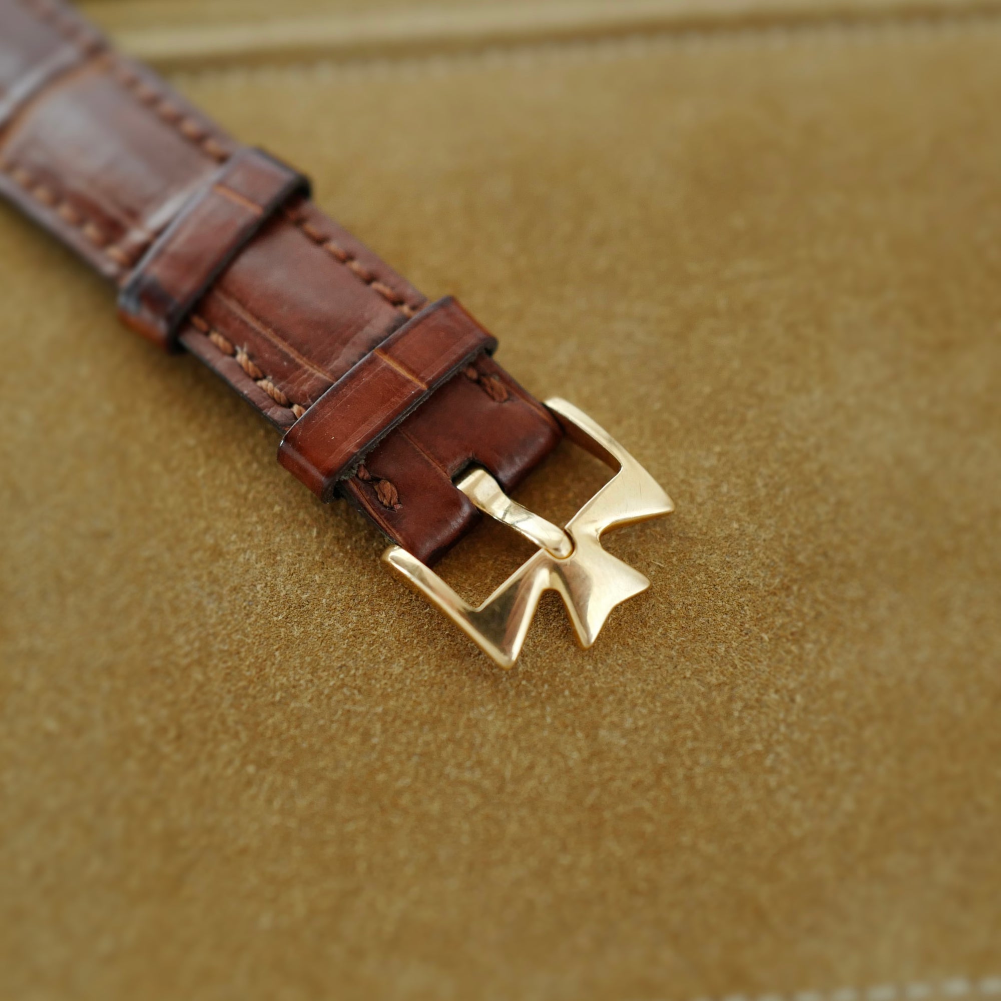 Vacheron Constantin Yellow Gold Power Reserve Historiques Tour de lIle Ref. 48100