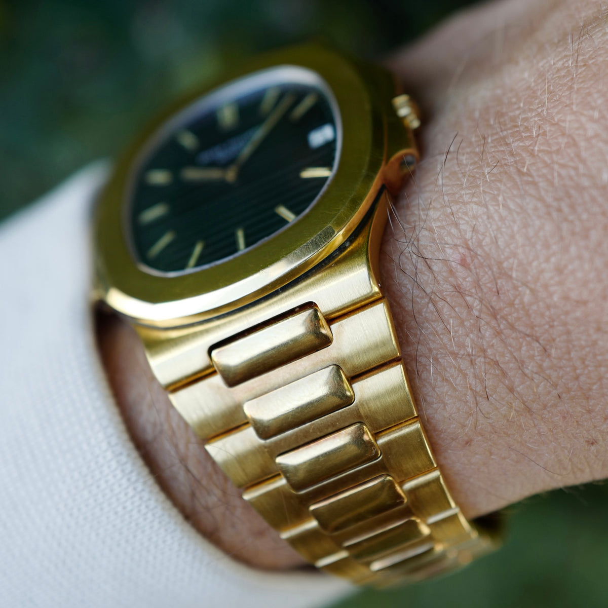 Patek Philippe Yellow Golld Nautilus Ref. 3700