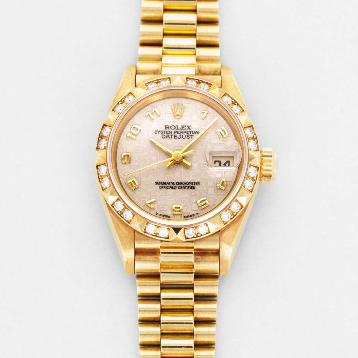 Rolex Yellow Gold Datejust Ref. 69258 with Rare Pyramid and Diamond Bezel and Logo Dial
