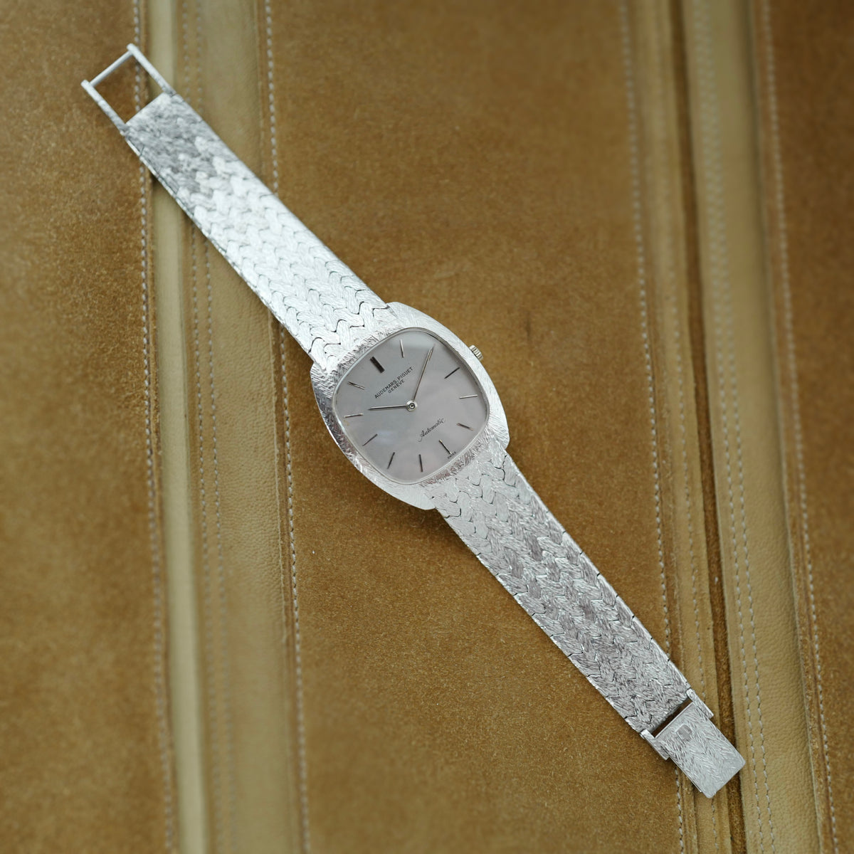 Audemars Piguet White Gold Tonneau-shaped Automatic Bracelet Watch Ref. 5279 (New Arrival)