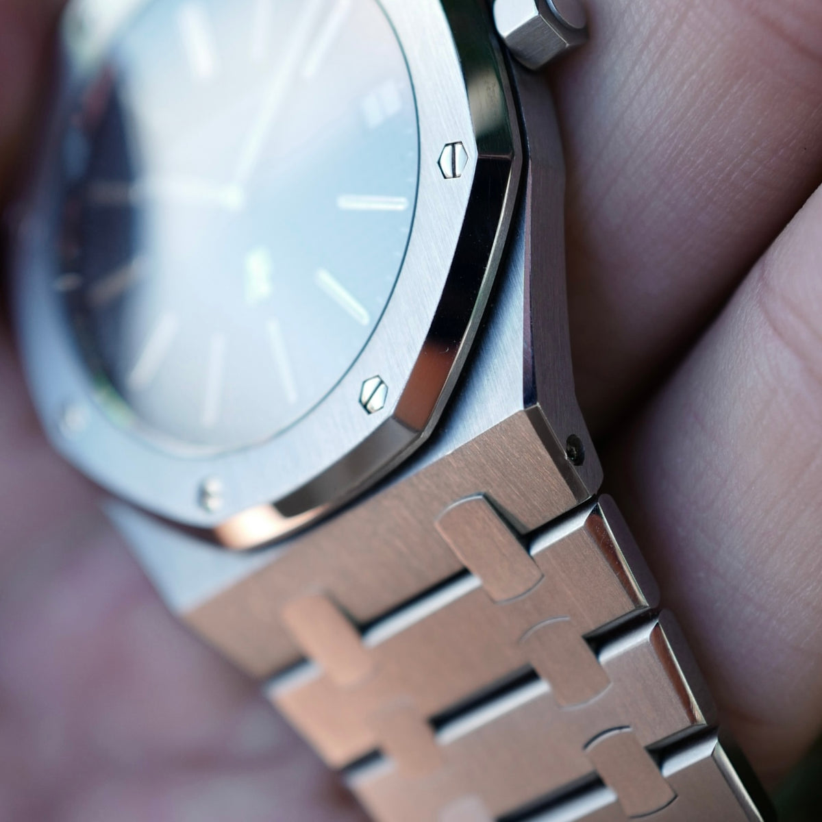 Audemars Piguet Steel Transitional Jumbo Royal Oak Ref. 5402 Rare No Serial Watch (New Arrival)