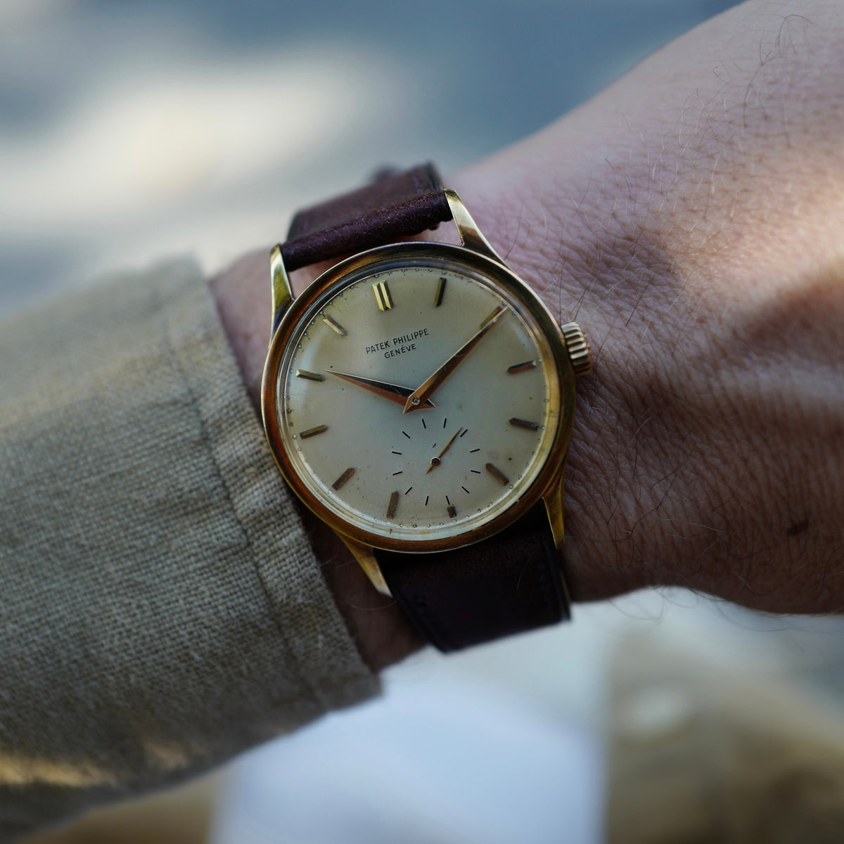 Patek Philippe - Patek Philippe Yellow Gold Calatrava Ref. 570 - The Keystone Watches