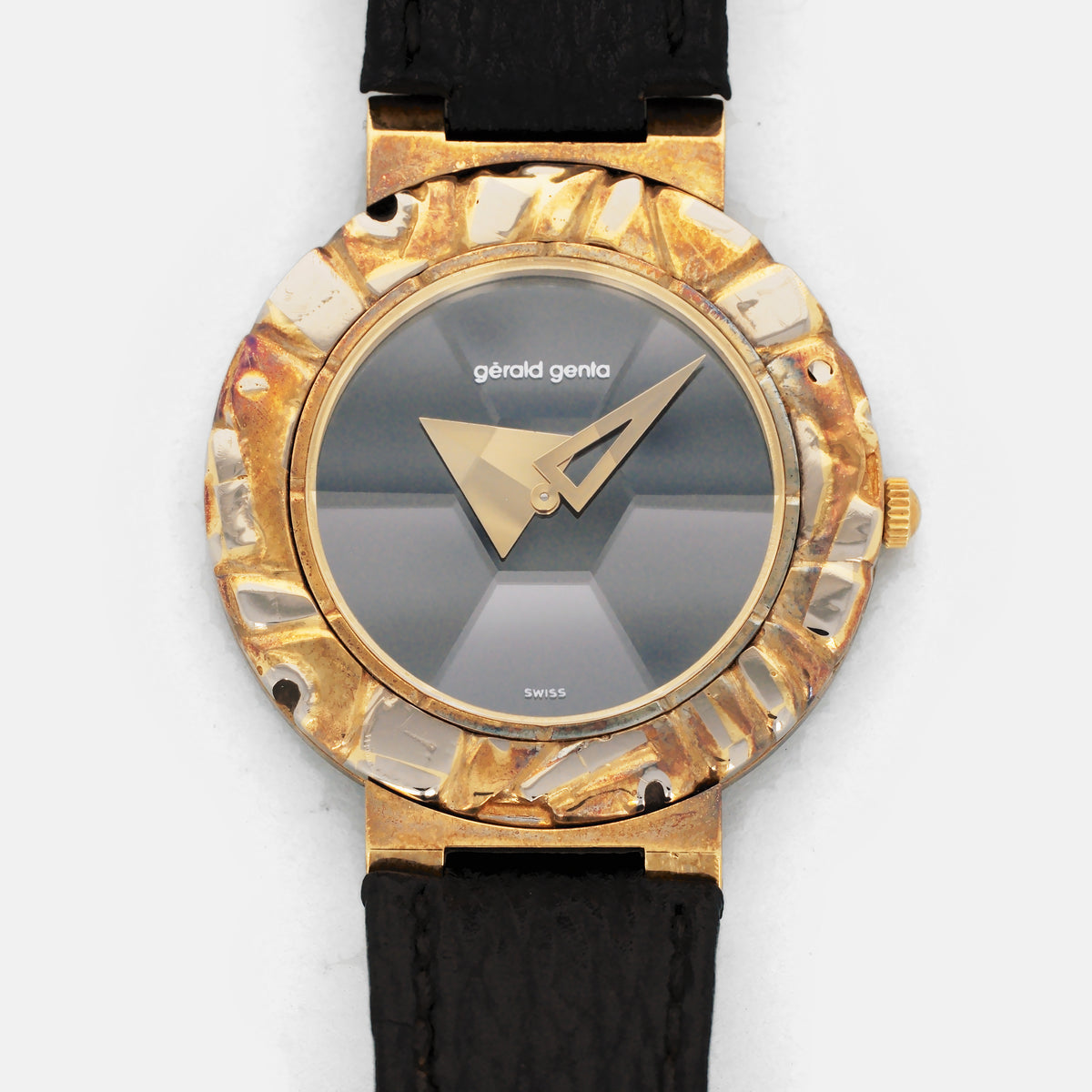 Gerald Genta Quartz Dress Watch Ref. G.3123.7 with Faceted Crystal