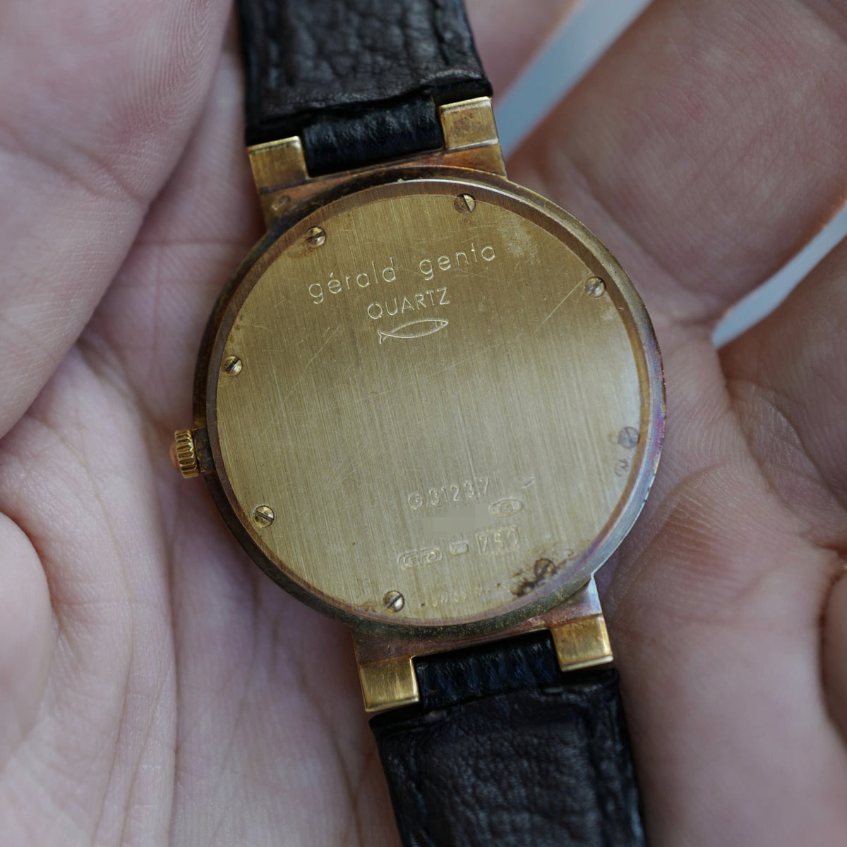 Gerald Genta Quartz Dress Watch Ref. G.3123.7 with Faceted Crystal