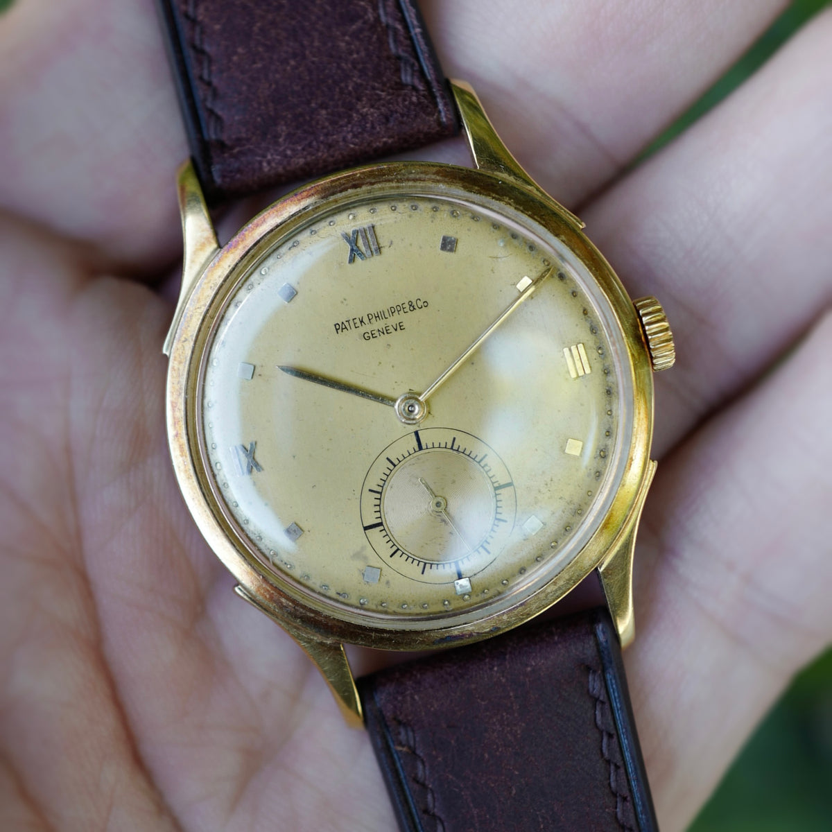 Patek Philippe Yellow Gold Calatrava Ref. 1589 with Dore Dial and Portuguese Hallmarks (New Arrival)