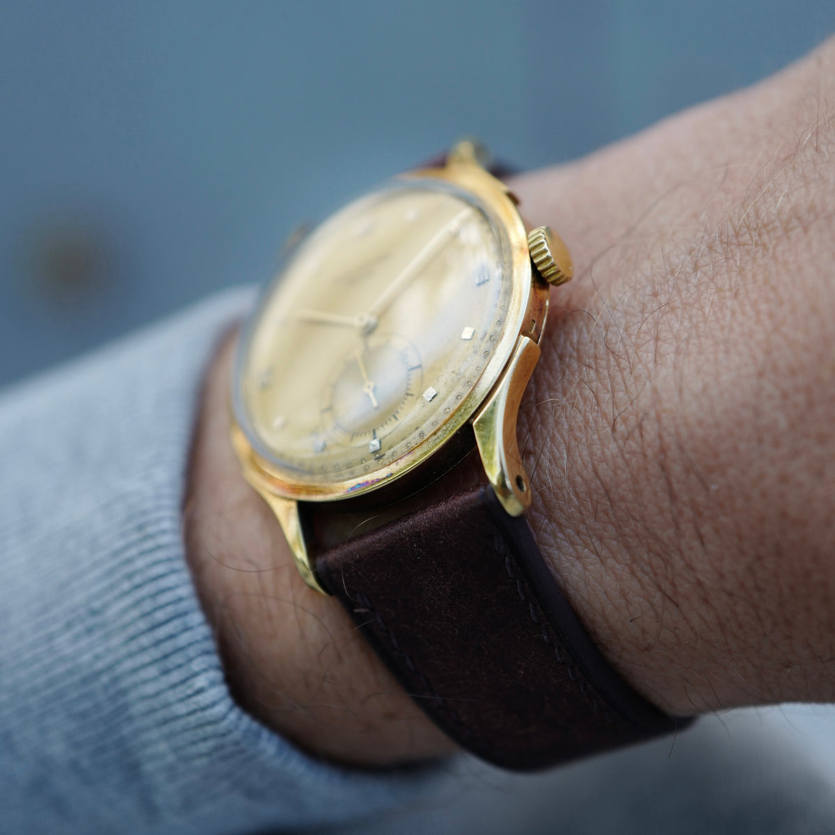 Patek Philippe Yellow Gold Calatrava Ref. 1589 with Dore Dial and Portuguese Hallmarks