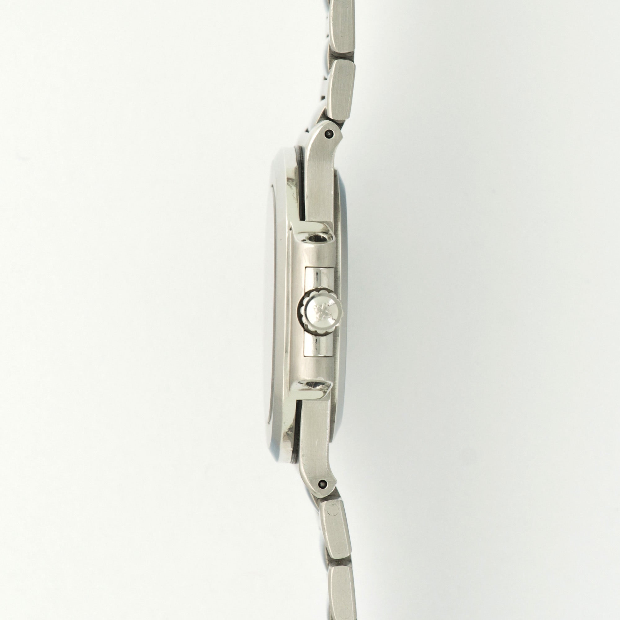 Patek Philippe - Patek Philippe Steel Nautilus Watch Ref. 3800 - The Keystone Watches