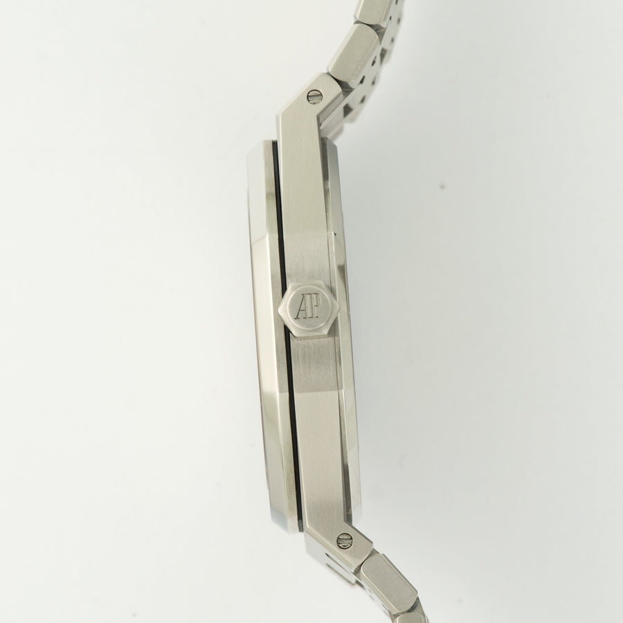 Audemars Piguet Steel Royal Oak Jumbo Watch Ref. 15400