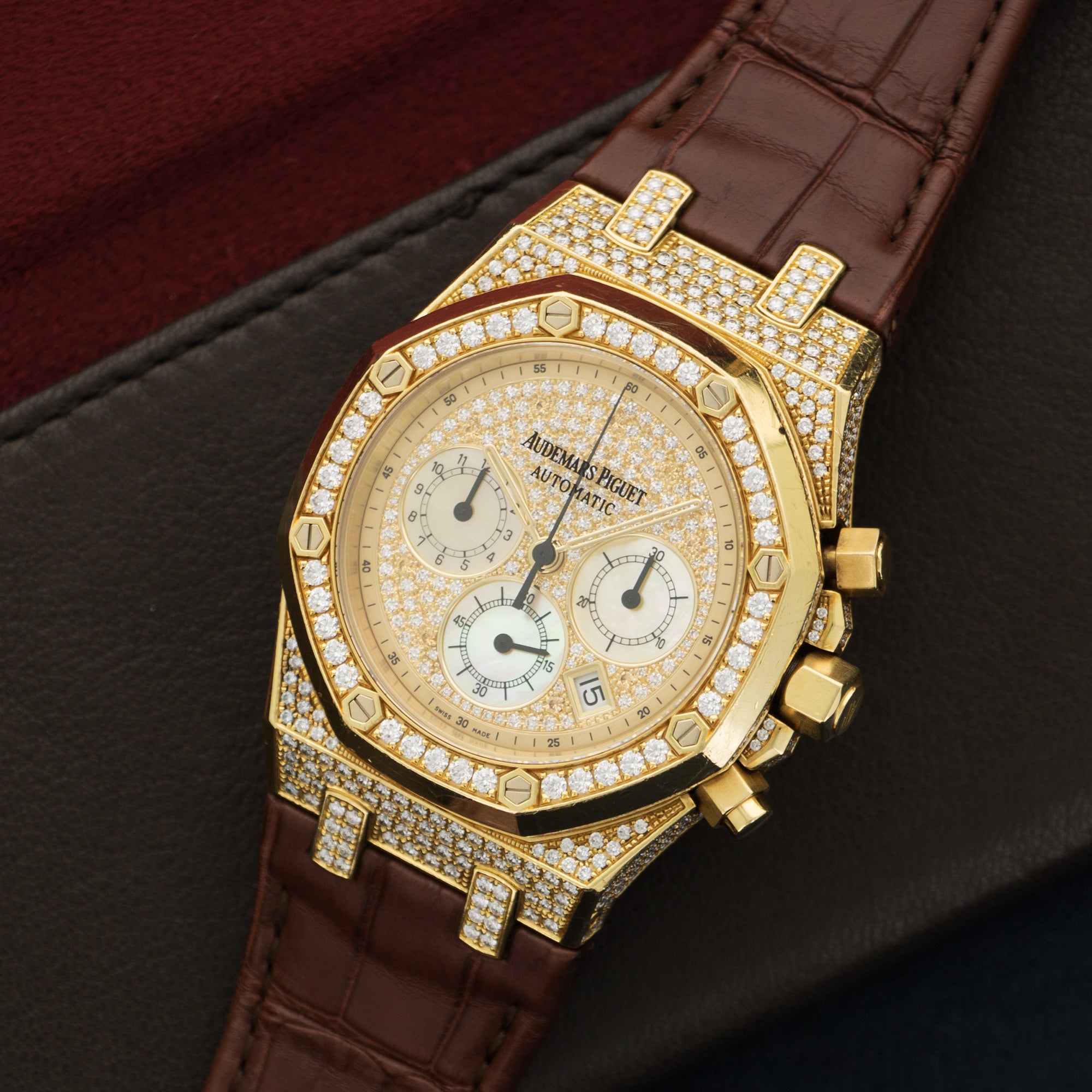 Audemars Piguet - Audemars Piguet Yellow Gold Royal Oak Chrono Diamond Watch Ref. 26067 - The Keystone Watches