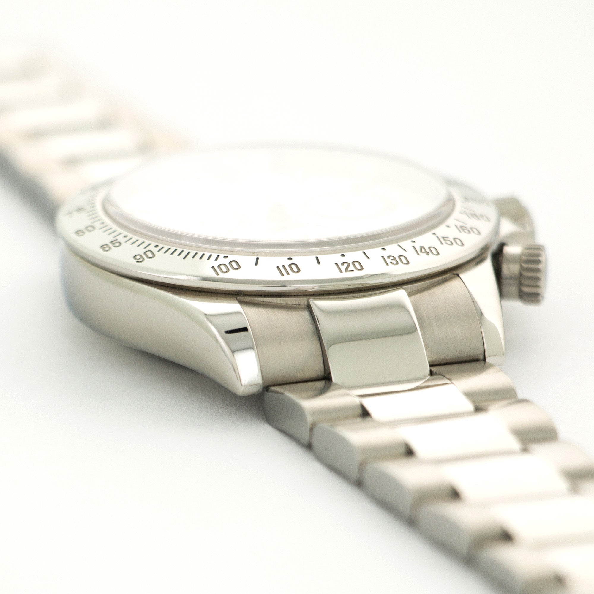Rolex - Rolex Cosmograph Daytona Cream Dial Watch Ref. 116520 - The Keystone Watches
