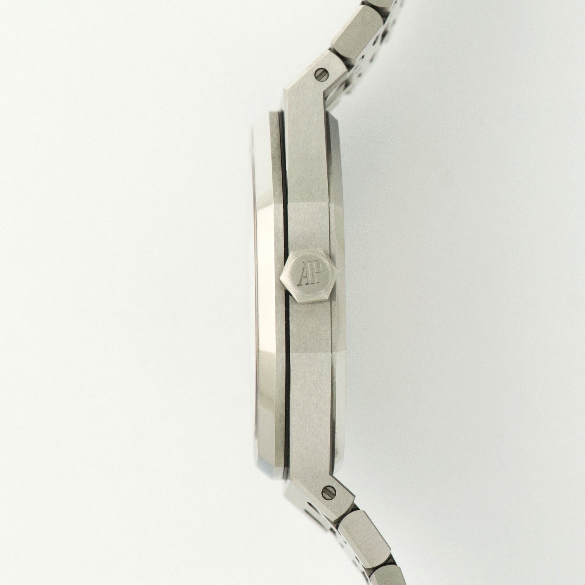 Audemars Piguet - Audemars Piguet Royal Oak 41mm Watch Ref. 15400 - The Keystone Watches