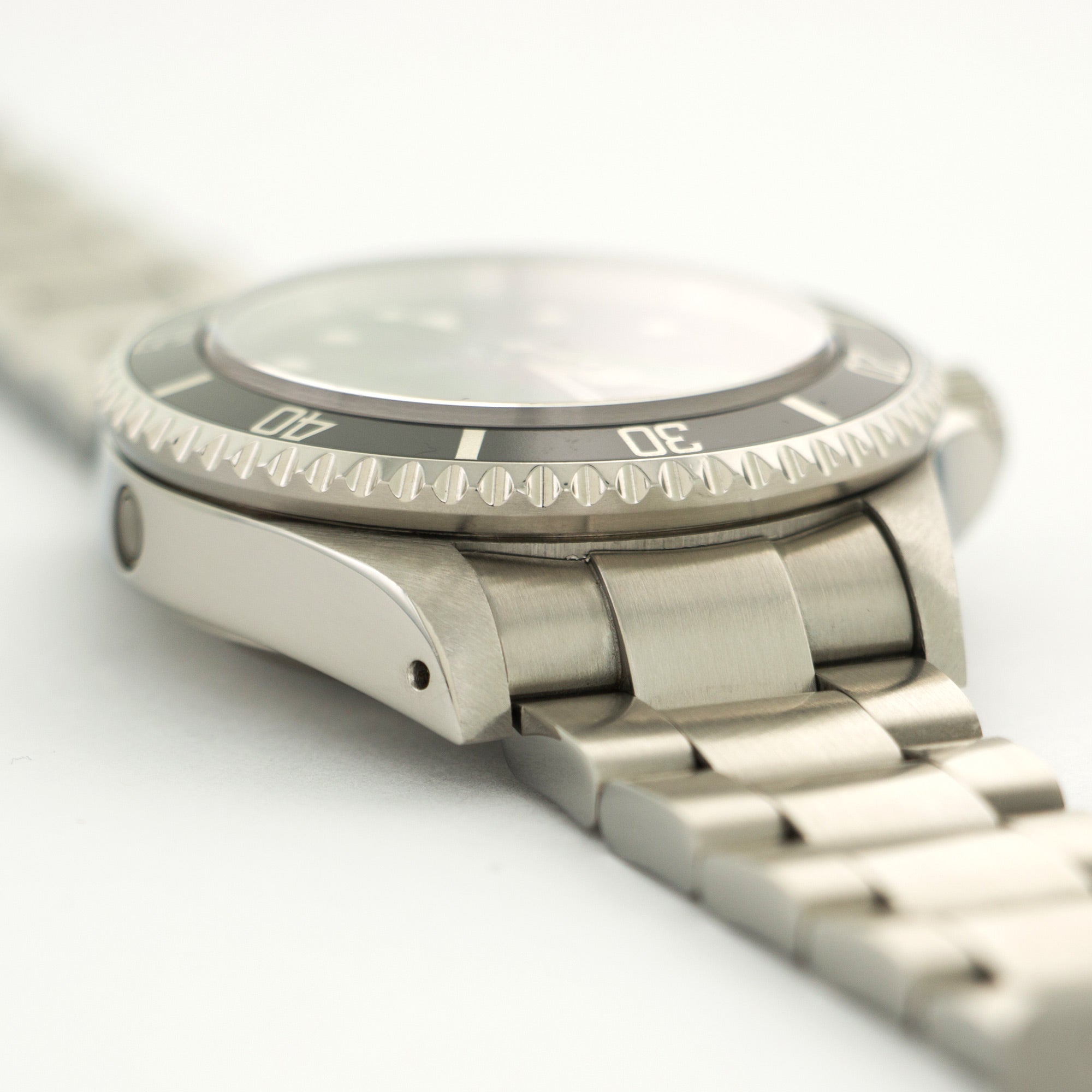 Rolex - Rolex Steel Sea-Dweller Transitional Watch Ref. 16660 - The Keystone Watches