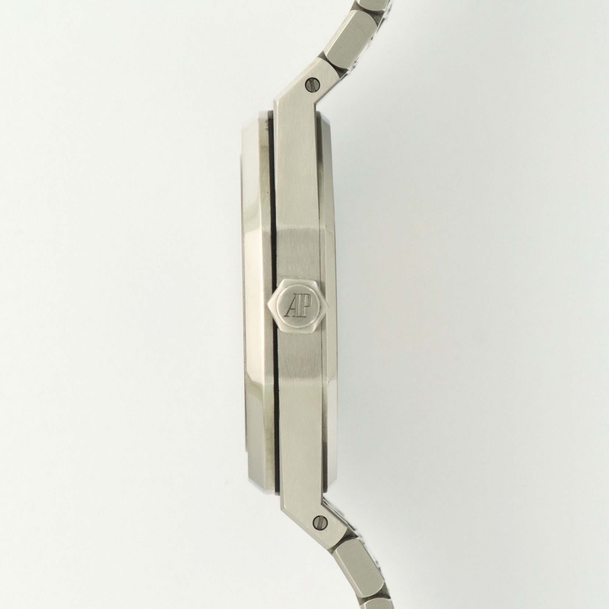 Audemars Piguet - Audemars Piguet Royal Oak 41mm Watch Ref. 15400 - The Keystone Watches