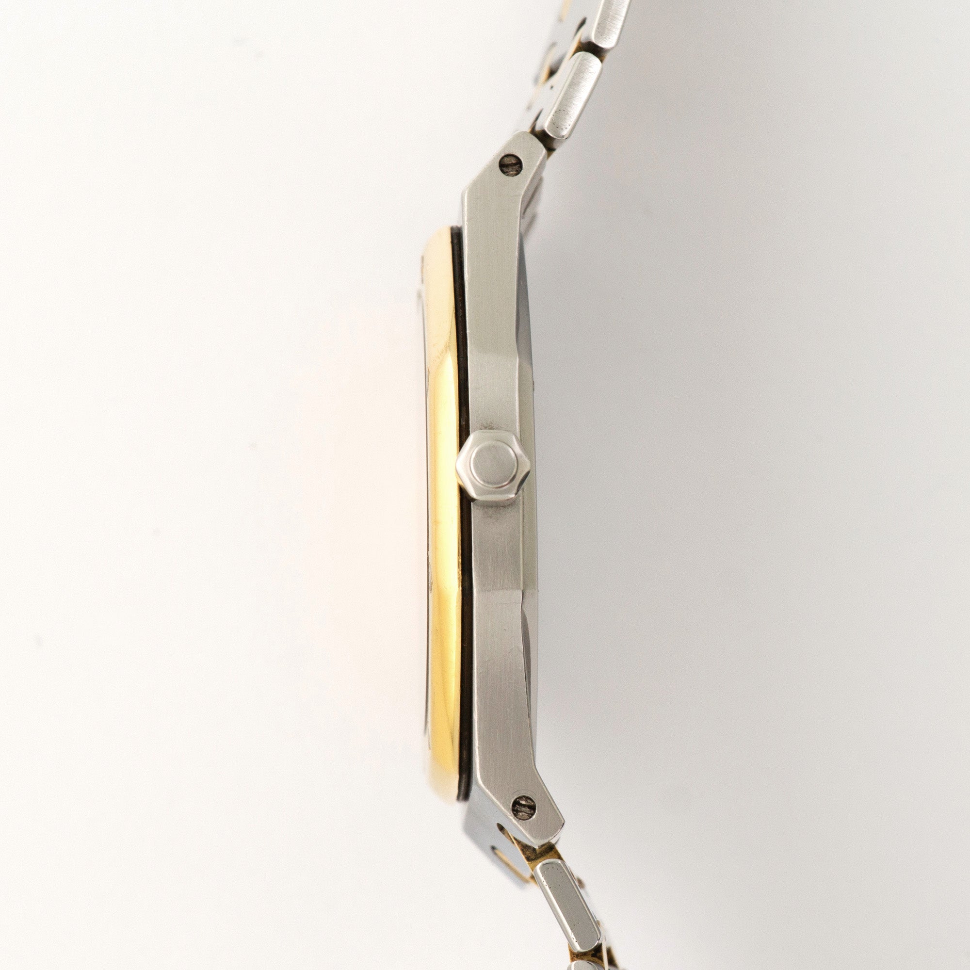 Audemars Piguet - Audemars Piguet Two-Tone Royal Oak Watch Ref. 5402 - The Keystone Watches