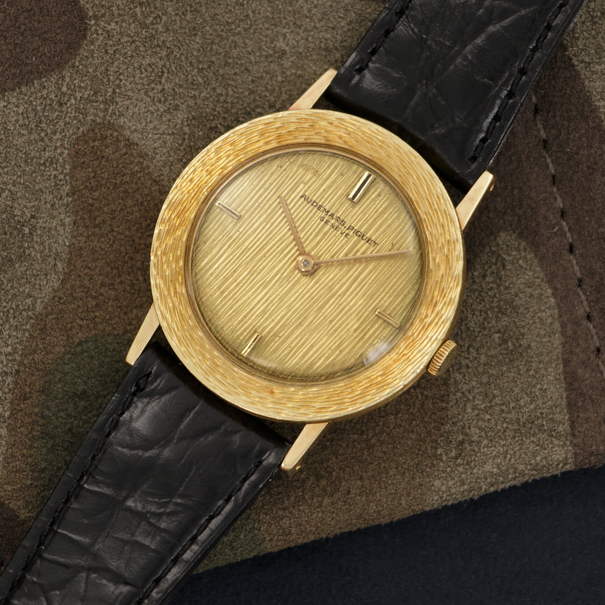 Audemars Piguet - Audemars Piguet Yellow Gold Ultra-Thin Strap Watch - The Keystone Watches