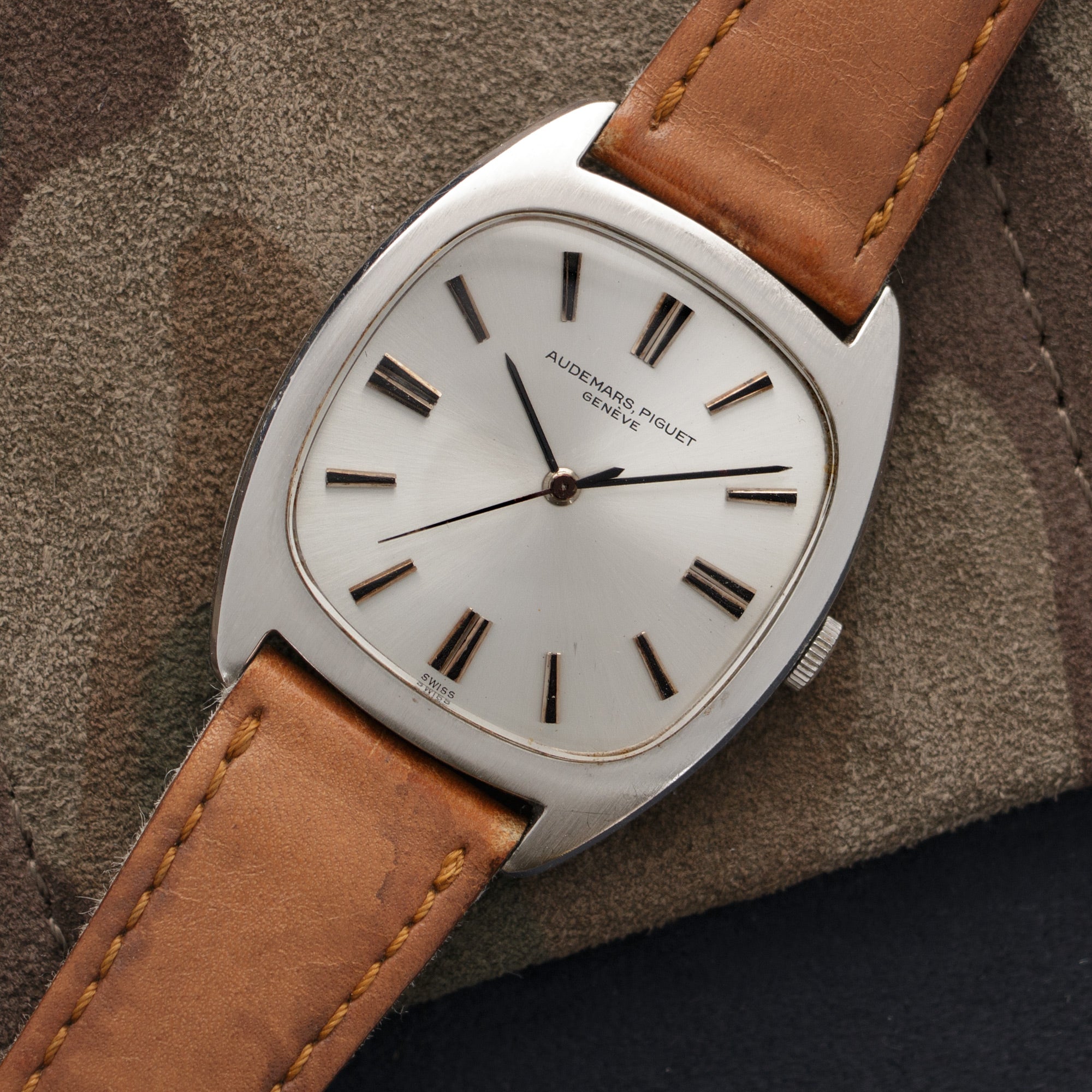 Audemars Piguet - Audemars Piguet Steel Tonneau-Shaped Watch Ref. 5369 - The Keystone Watches