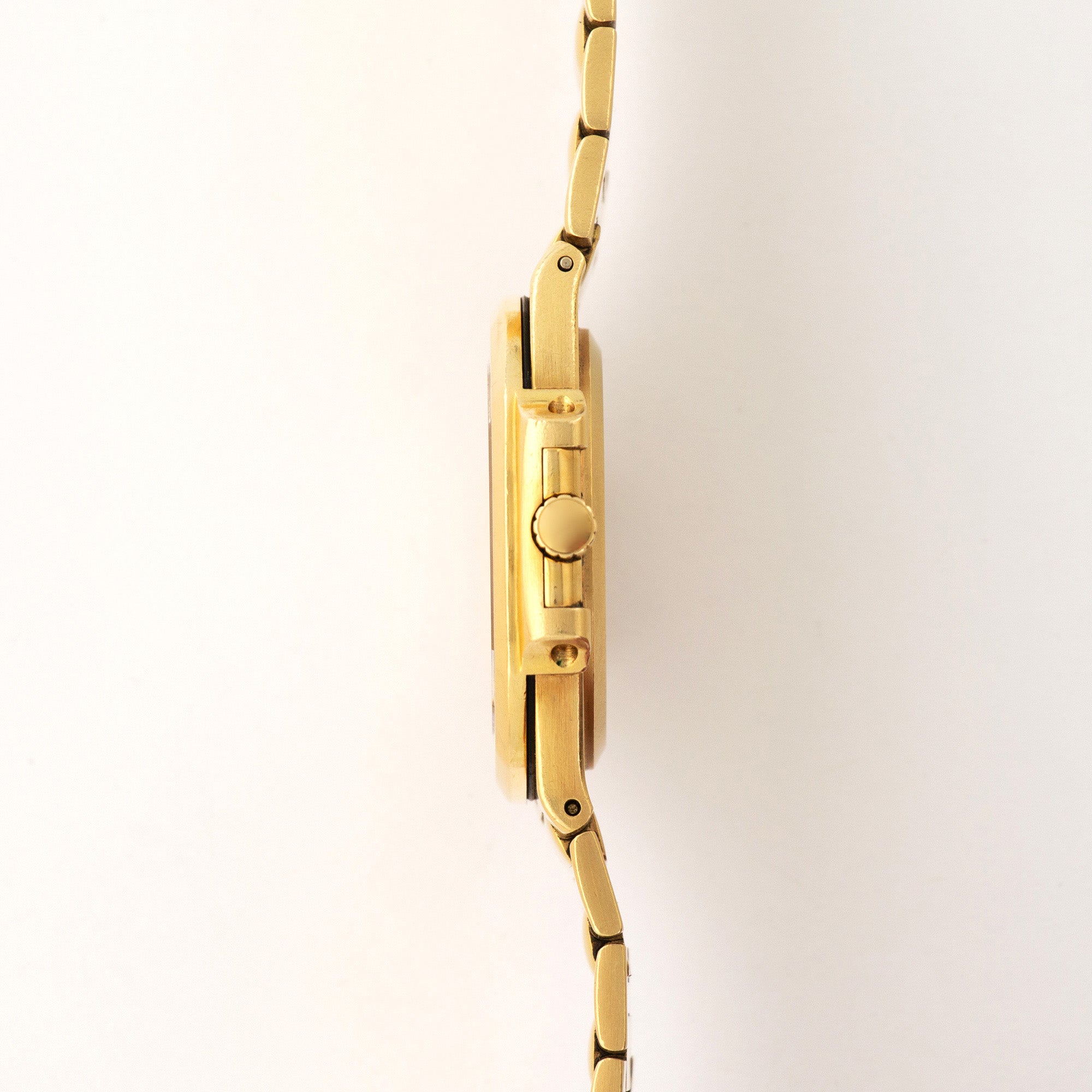 Patek Philippe - Patek Philippe Yellow Gold Nautilus Watch Ref. 3900 - The Keystone Watches
