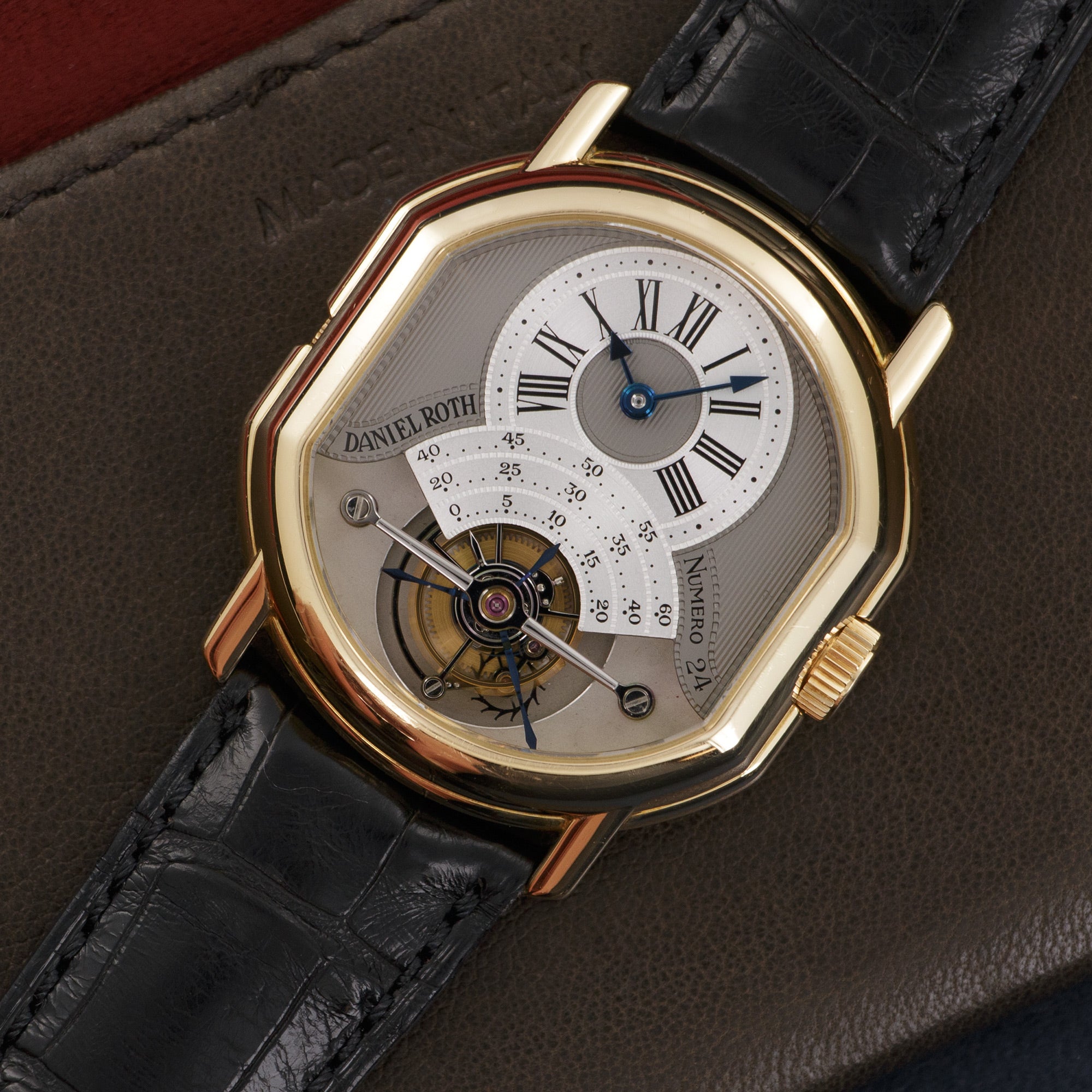 Daniel Roth - Daniel Roth Yellow Gold Regulateur Tourbillon Watch - The Keystone Watches