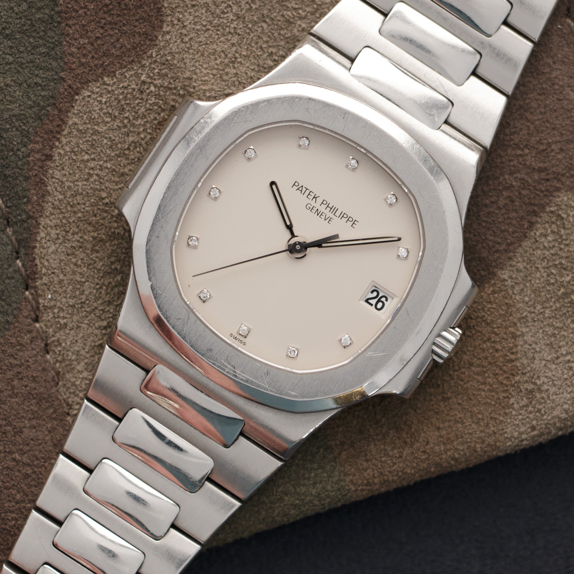 Patek Philippe - Patek Philippe Nautilus Automatic Watch Ref. 3800 - The Keystone Watches