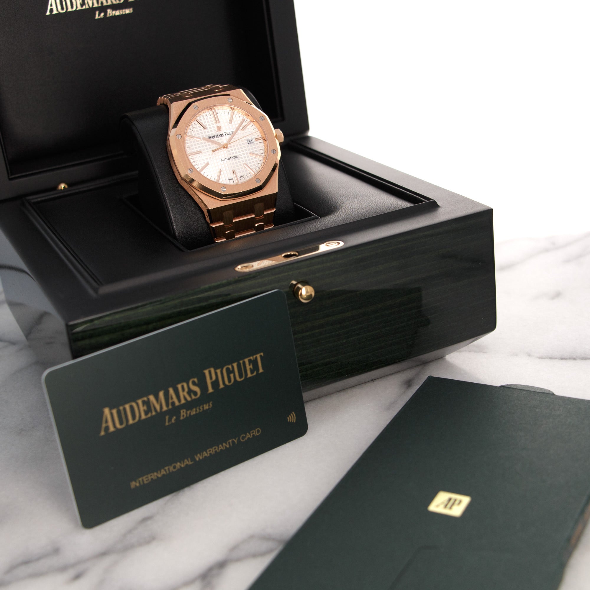 Audemars Piguet - Audemars Piguet Rose Gold Royal Oak Watch Ref. 15400 - The Keystone Watches