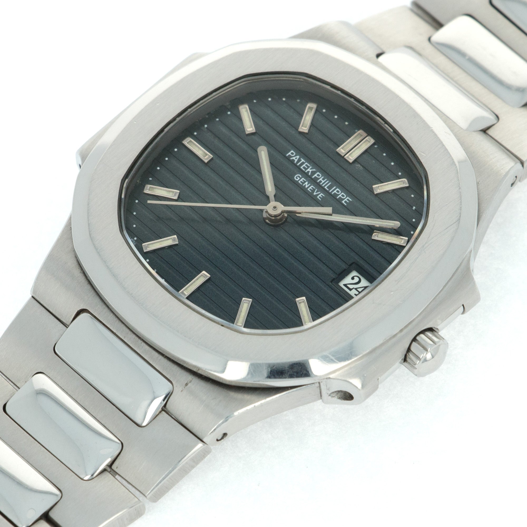 Patek Philippe - Patek Philippe Steel Midsize Nautilus Watch Ref. 3900 - The Keystone Watches