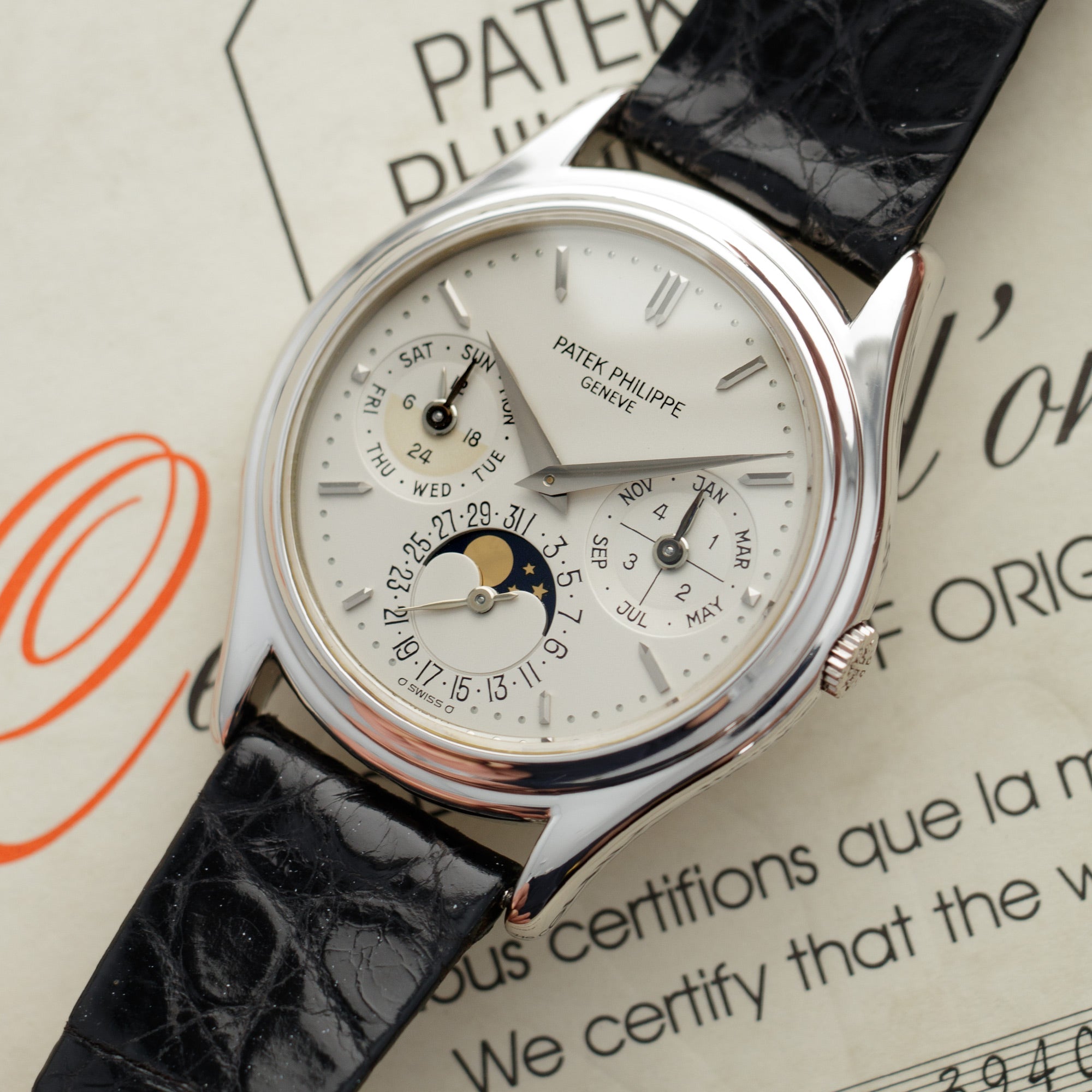 Patek Philippe - Patek Philippe Platinum Perpetual Ref. 3940 with Box and Papers - The Keystone Watches