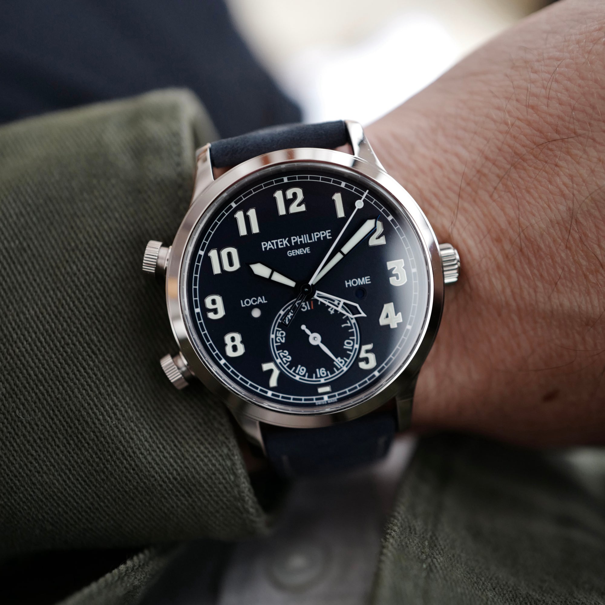 Patek Philippe - Patek Philippe Calatrava Pilot Travel Time Ref. 5524G - The Keystone Watches