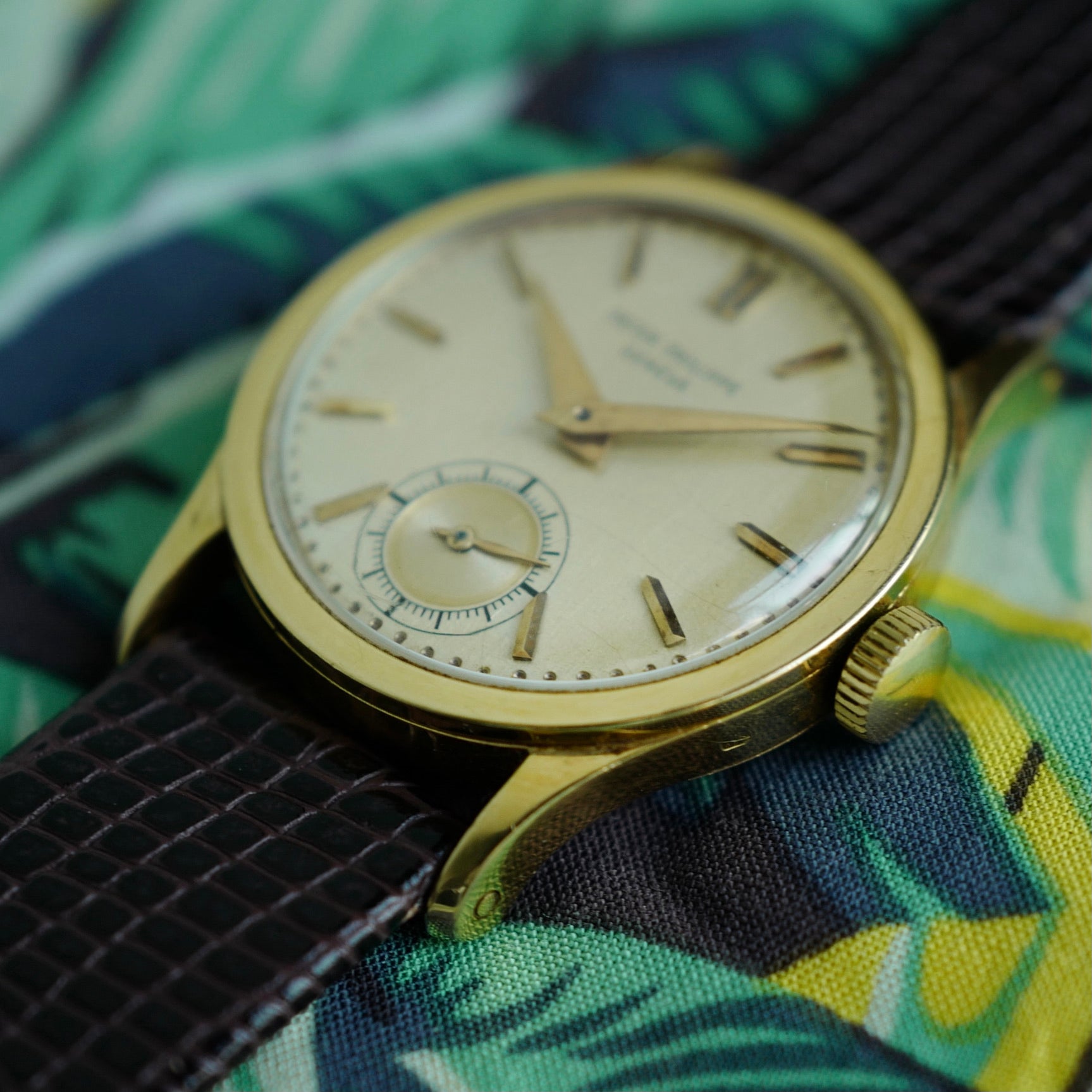 Patek Philippe - Patek Philippe Yellow Gold Calatrava Ref. 96 - The Keystone Watches