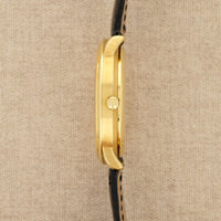 Audemars Piguet Yellow Gold Star Wheel Engraved Dial Ref. 25720