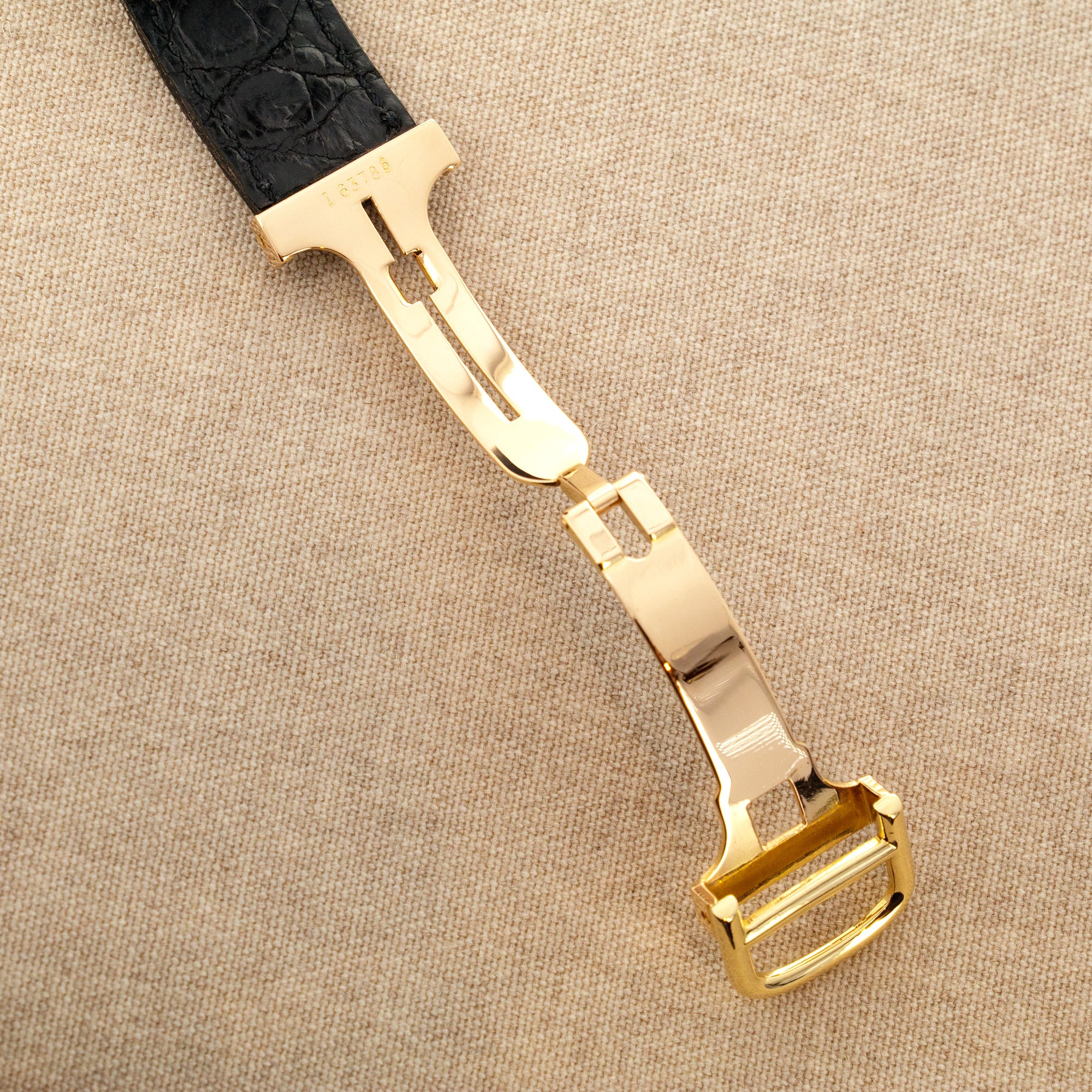 Cartier - Cartier Yellow Gold Tank Louis Ref. 1600 - The Keystone Watches