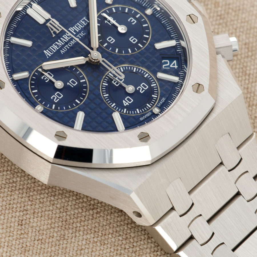Audemars Piguet White Gold Royal Oak Chronograph Japan Edition Watch 26239