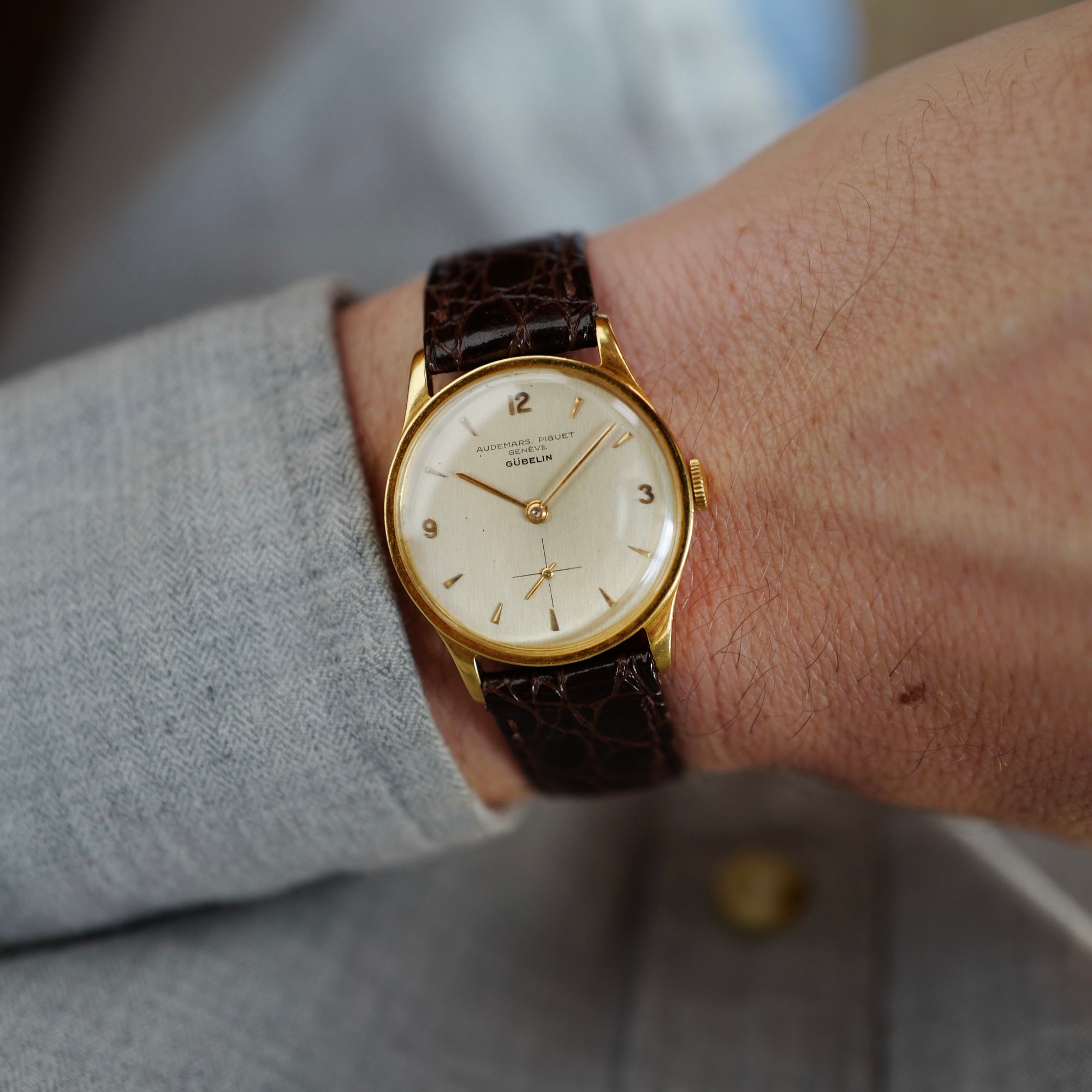 Audemars Piguet - Audemars Piguet Yellow Gold Vintage Watch Retailed by Gubelin (NEW ARRIVAL) - The Keystone Watches