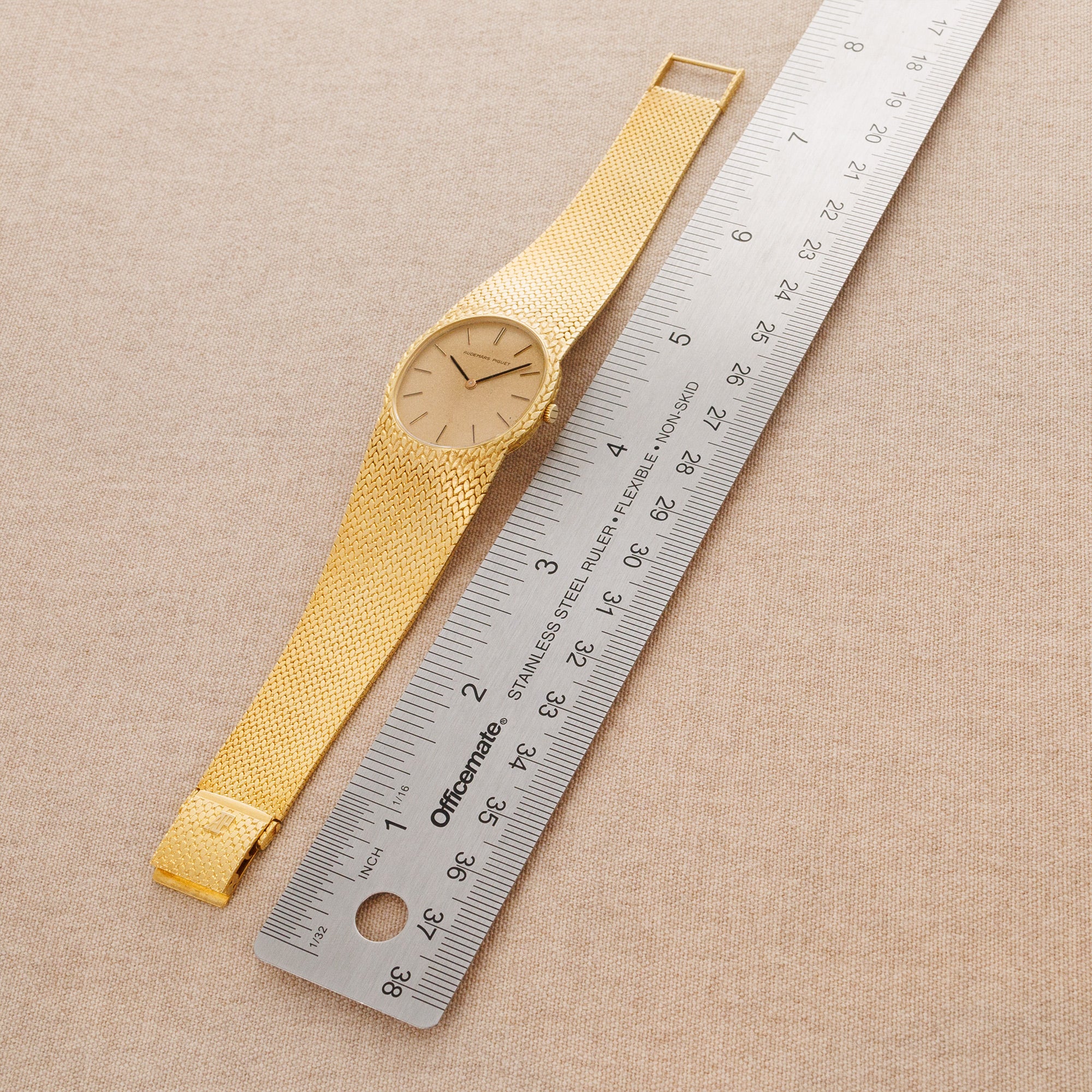 Audemars Piguet - Audemars Piguet Yellow Gold Watch - The Keystone Watches