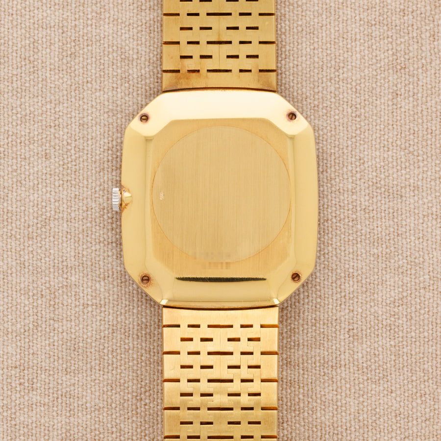 Piaget Yellow Gold Onyx Diamond ref 9795A6 retailed by Van Cleef & Arpels