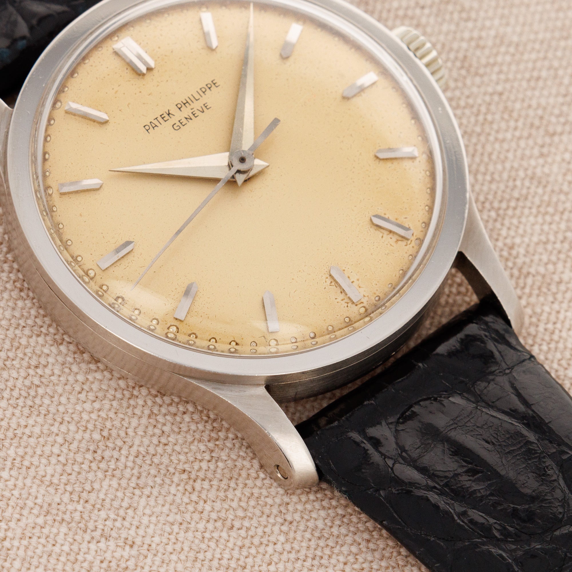 Patek Philippe - Patek Philippe White Gold Calatrava Ref. 570 - The Keystone Watches