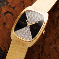 Vacheron Constantin Yellow Gold Bracelet Watch Ref. 44003 with Factory Diamond and Onyx Dial