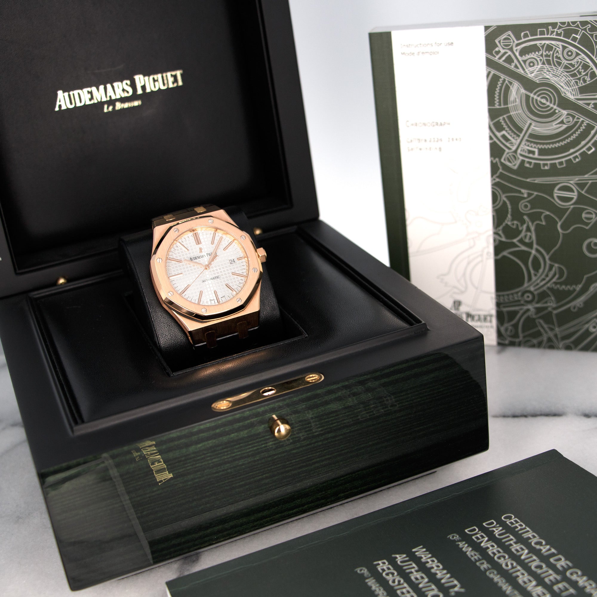 Audemars Piguet - Audemars Piguet Rose Gold Royal Oak Watch Ref. 15400 - The Keystone Watches