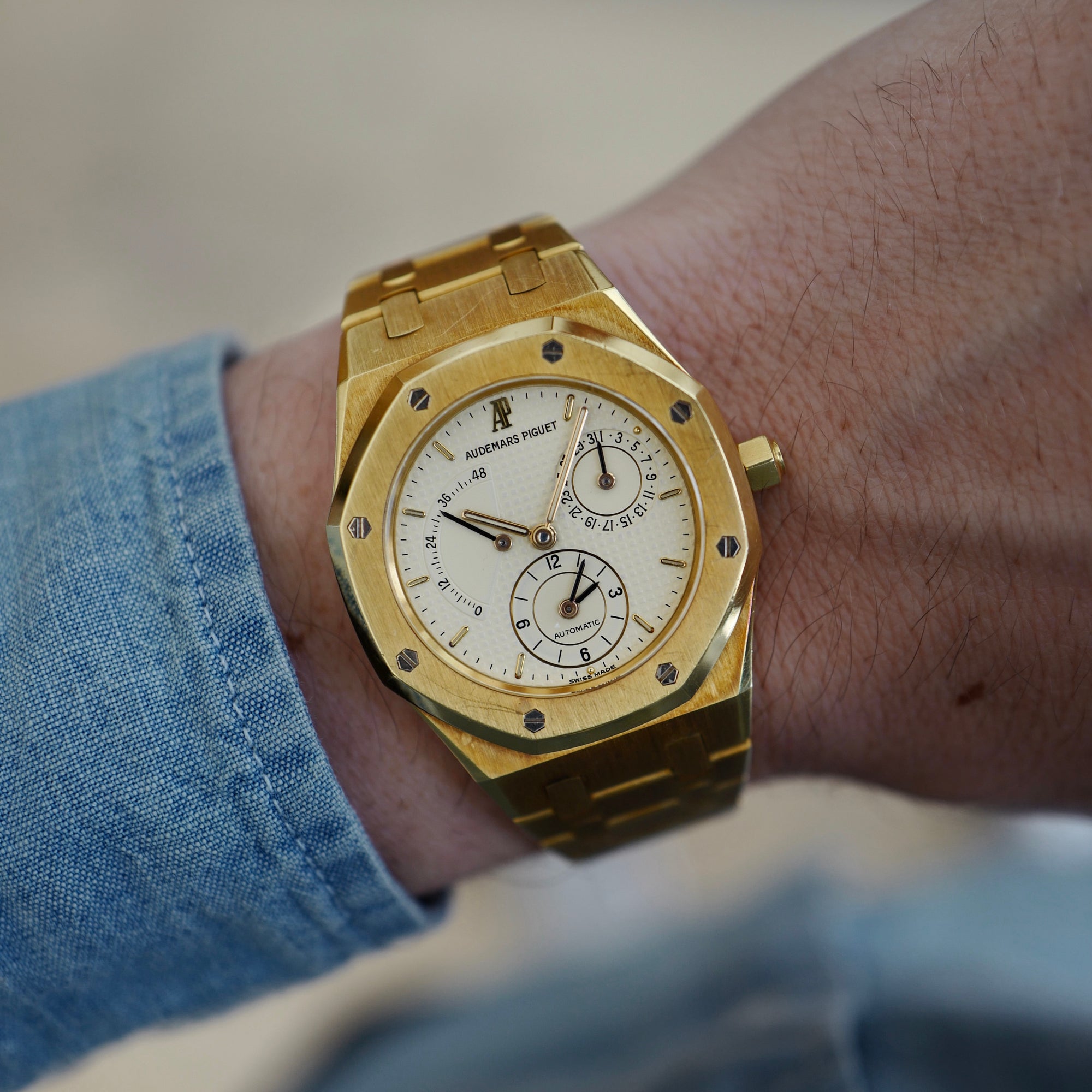 Audemars Piguet - Audemars Piguet Yellow Gold Royal Oak Ref. 25730 with Cream Dial - The Keystone Watches