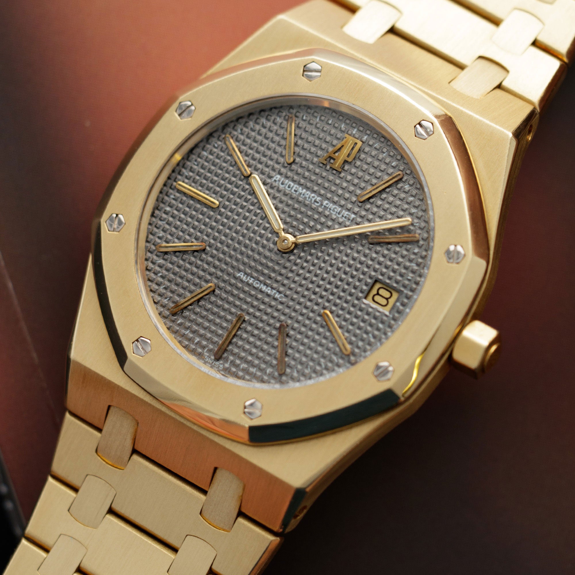 Audemars Piguet Royal Oak 5402BA 18k YG  Excellent Overall Condition, No Notable Signs of Wear Unisex 18k YG Grey 39 mm Automatic Yellow Gold (7.5) Handmade Travel Pouch 