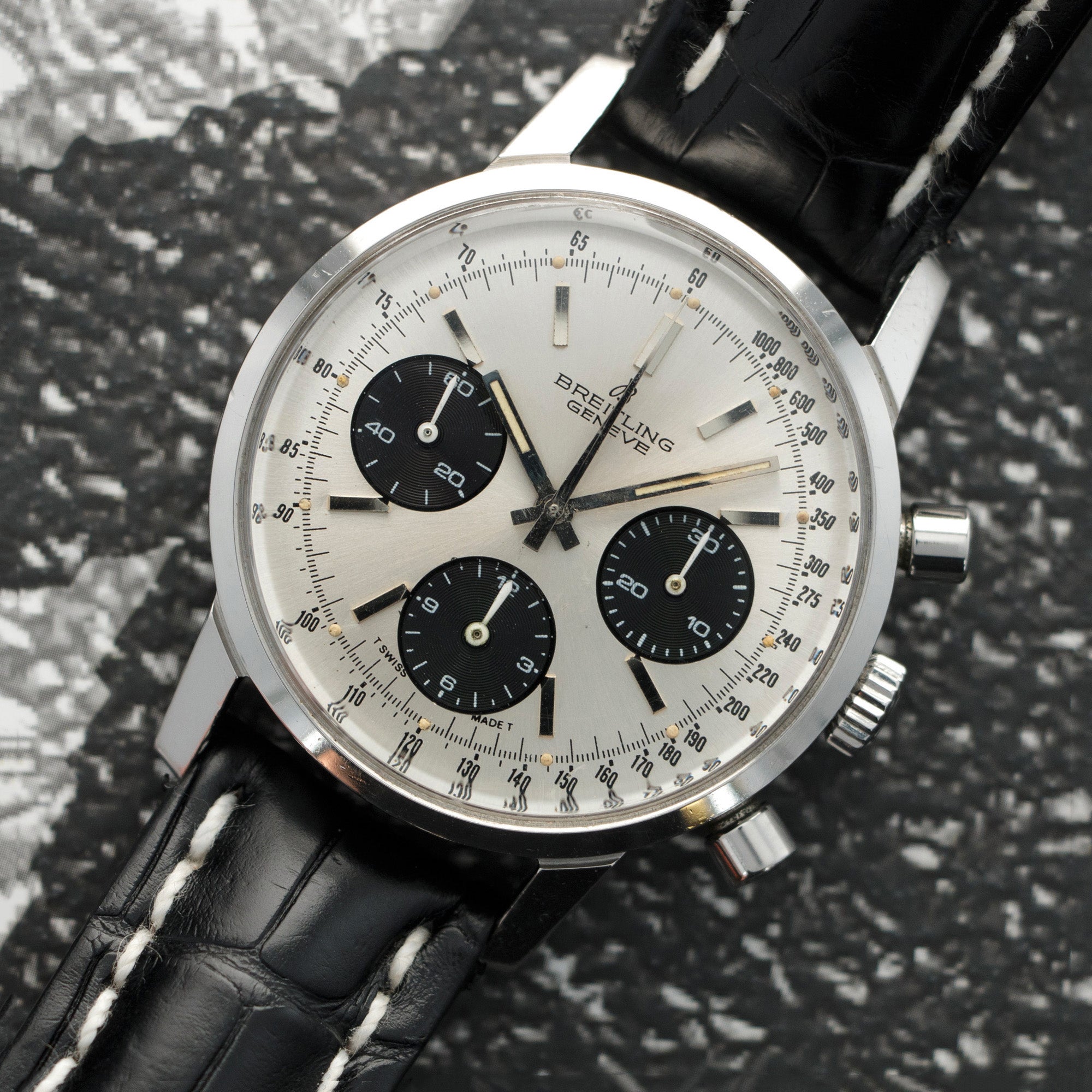 Breitling - Breitling Steel Chronograph Ref. 815, also Known as the Long Playing Chronograph - The Keystone Watches